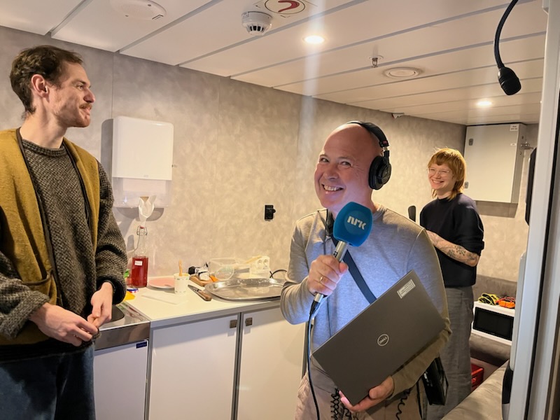 Høyr sendinga frå Barmen her